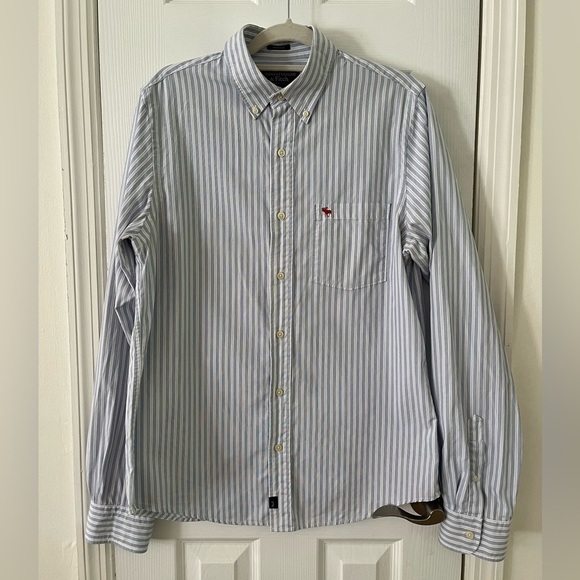 Abercrombie and Fitch blue and white striped shirt- Size Large - Picture 1 of 4